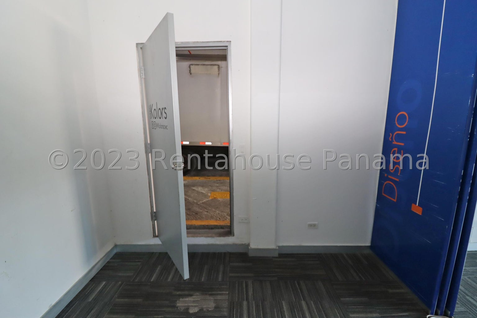 Local Comercial en Alquiler - Commercial Property